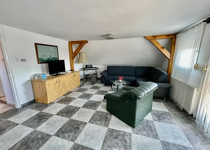 Anna Es Sara * Balatonboglár